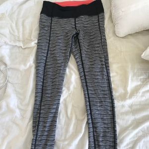 Lulu lemon pants size 4